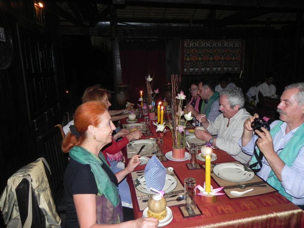The Bong Thom Homestay Siem Reap Buitenkant foto